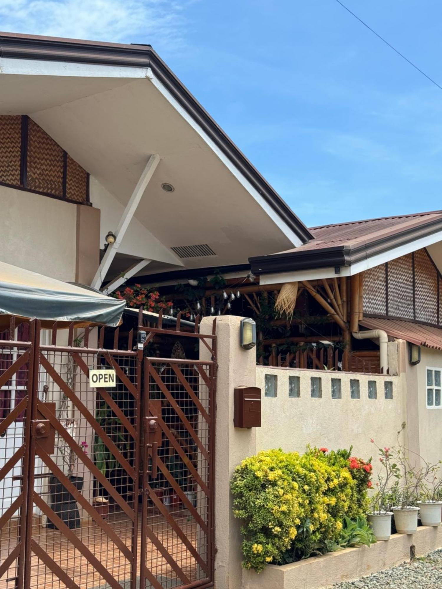 פורטו פרינססה Villa Skanderbeg Guest House מראה חיצוני תמונה
