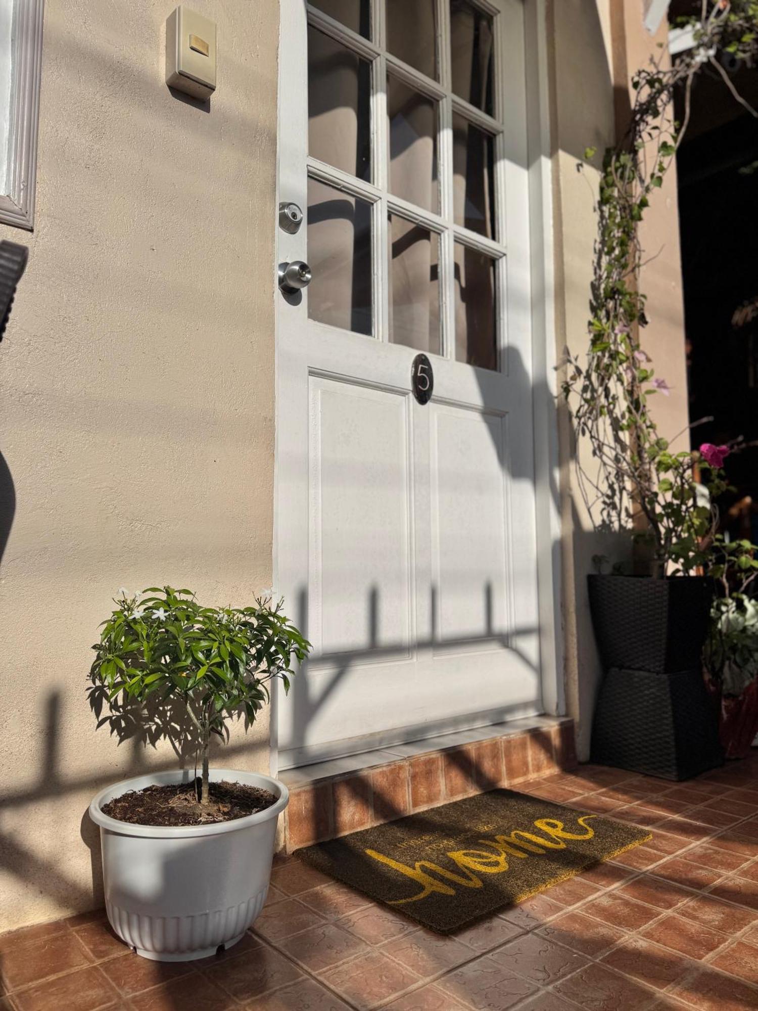 פורטו פרינססה Villa Skanderbeg Guest House מראה חיצוני תמונה